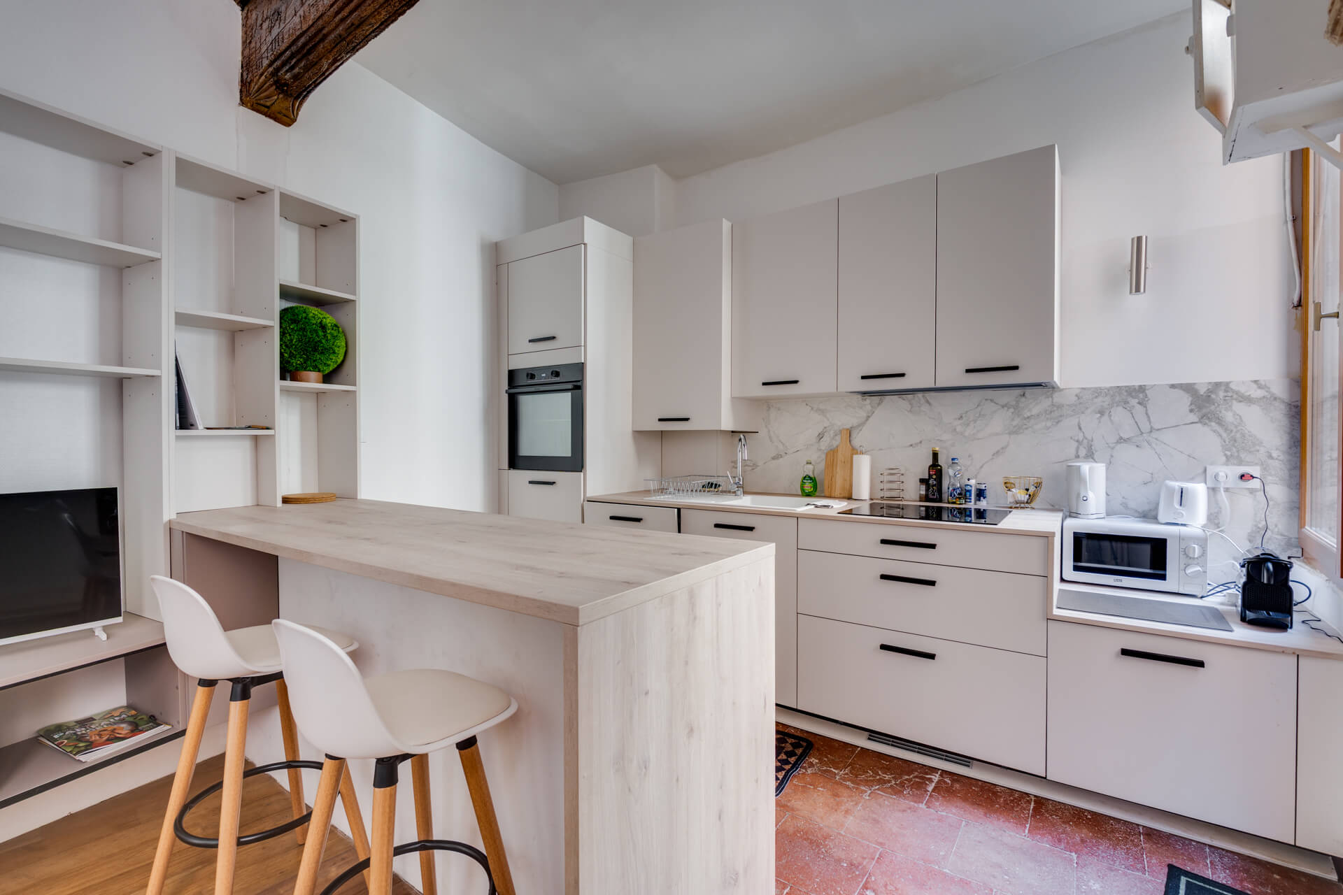 Nomad_s Co 2025-05-29-4